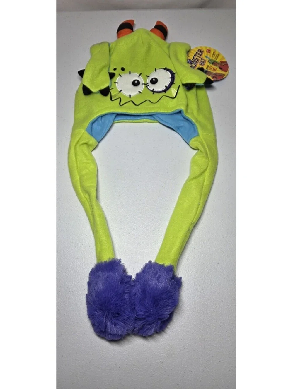 Monster Hat w/Moving Paws Ages 3+ Green One Size